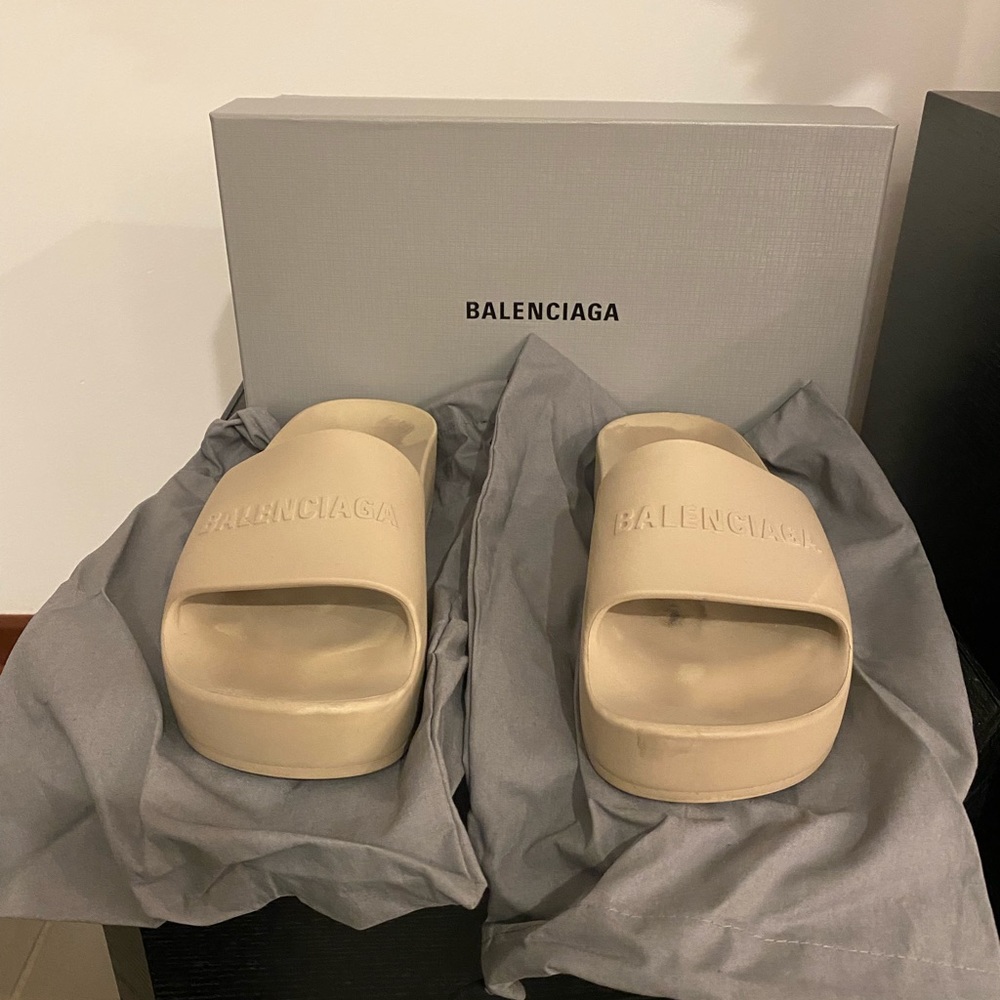 Balenciaga Taupe Chunky Slides 42